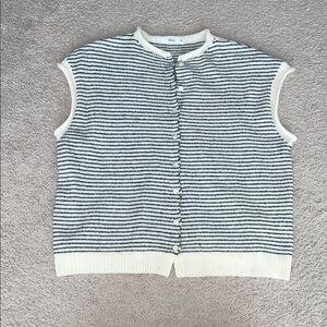 EUC Shop Talulah SS Sweater